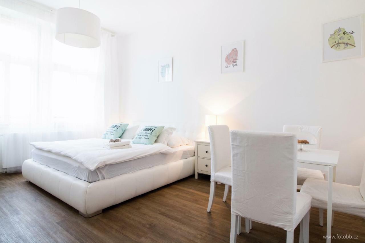 Romantic Apartment Petra - Free Parking Friday-Sunday Prague Extérieur photo