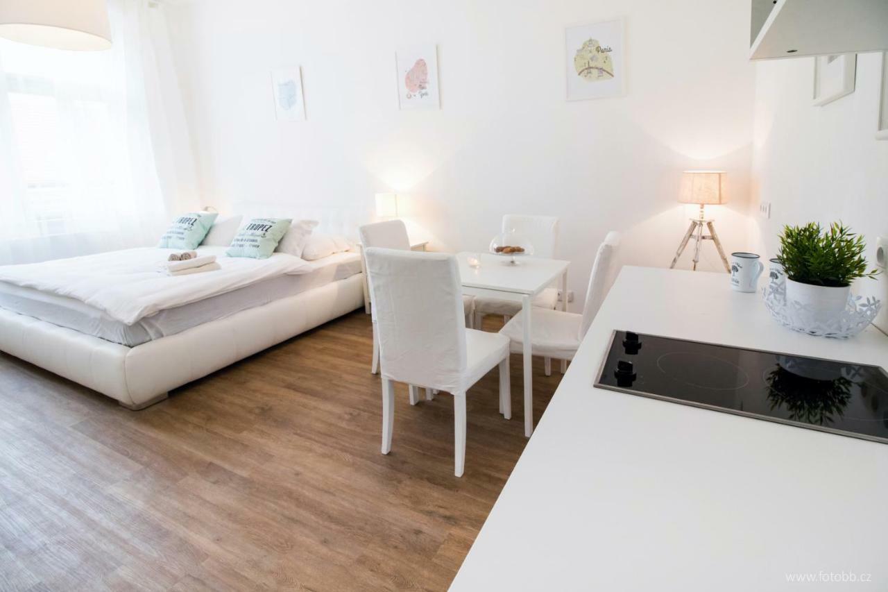 Romantic Apartment Petra - Free Parking Friday-Sunday Prague Extérieur photo